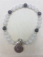 Bracelet MEN'S BRACELET WITH MOONSTONE AND BLACK ONYX with black and white beads with silver pendant.