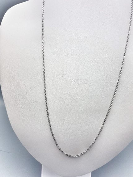 STAINLESS STEEL CHAIN chain necklace on mannequin mannequin.