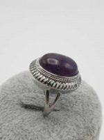 A product RING WITH ANTIQUED AMETHYST silver.